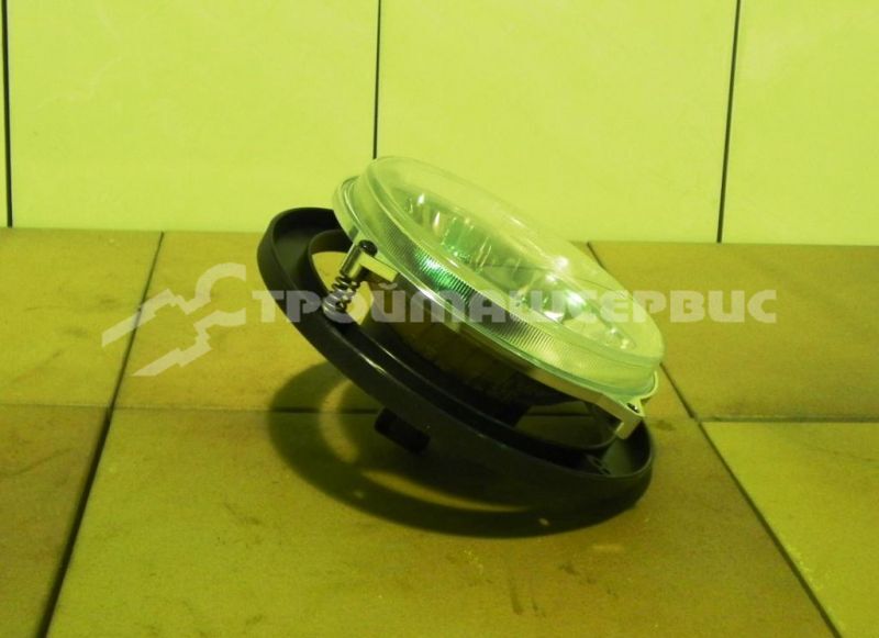 Фара передняя для мини-погрузчика ANT (H4/R2 2F-4FD 131X106)