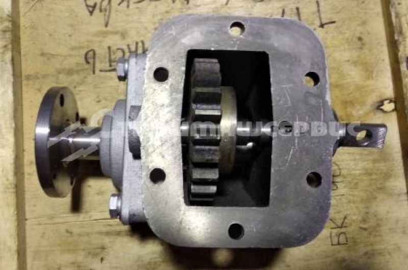 Коробка отбора мощности 4509-4202010-20 (фланец) Коробка отбора мощности 4509-4202010-20 (фланец)